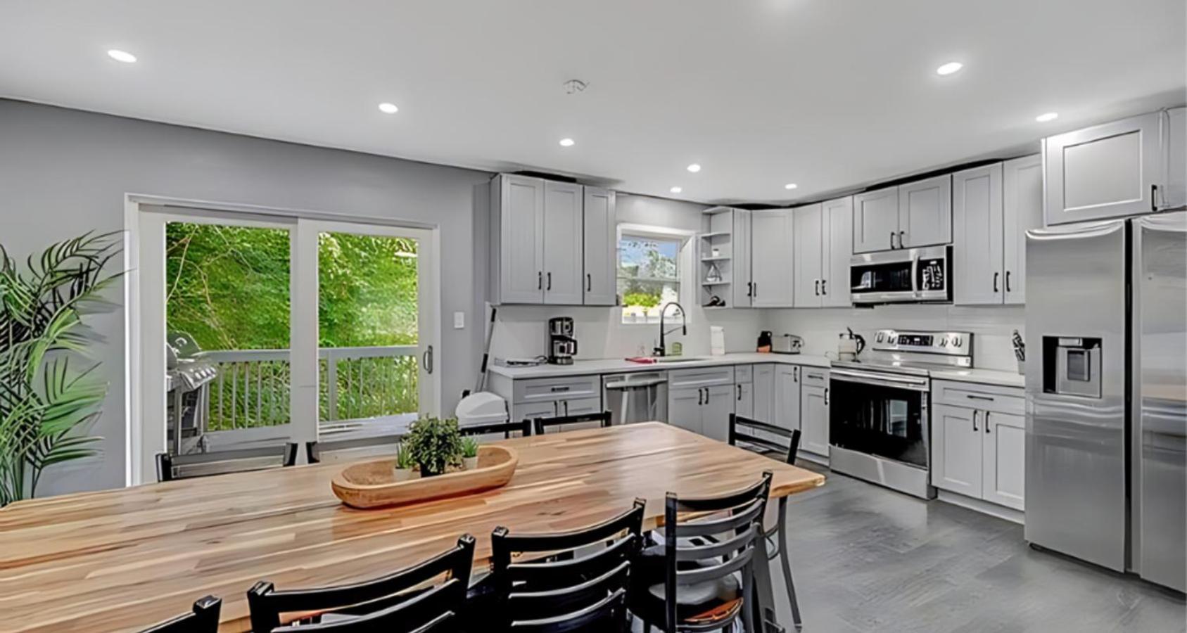 Peaceful Pocono Home With Hot Tub, Gym, & Office Long Pond Buitenkant foto